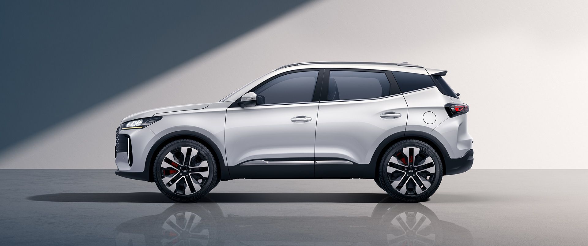 Chery Tiggo 4 Pro compact SUV