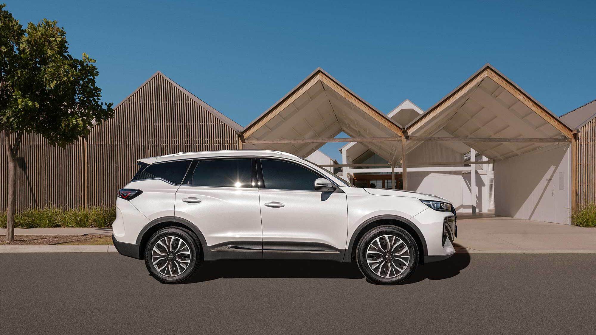 Chery Tiggo 7 compact SUV front view