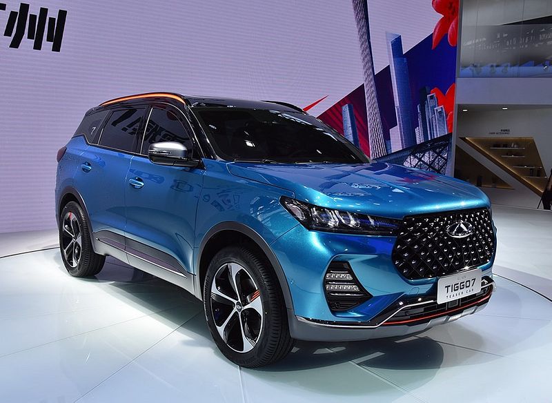 Chery Tiggo 7 PRO compact SUV side view