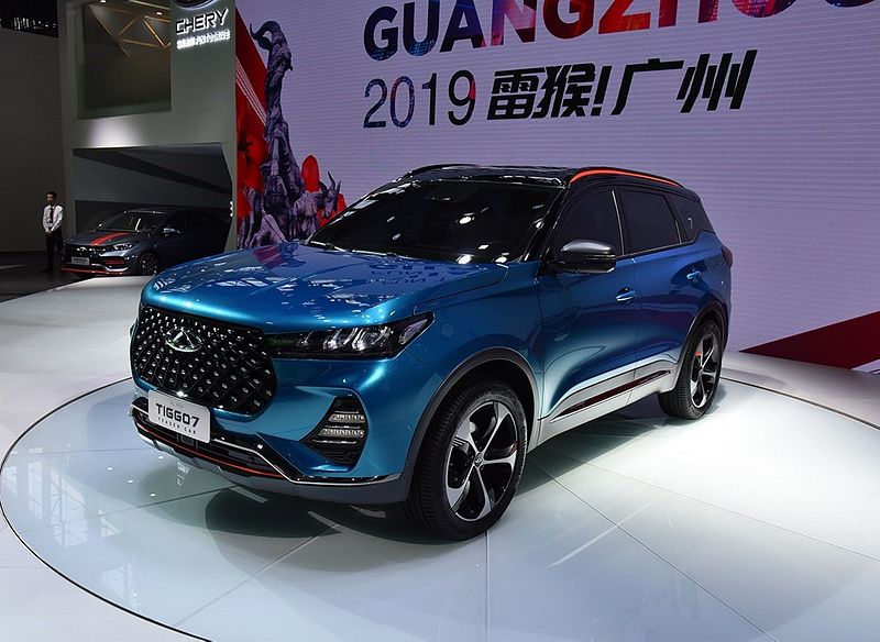 Chery Tiggo 7 PRO compact SUV side view