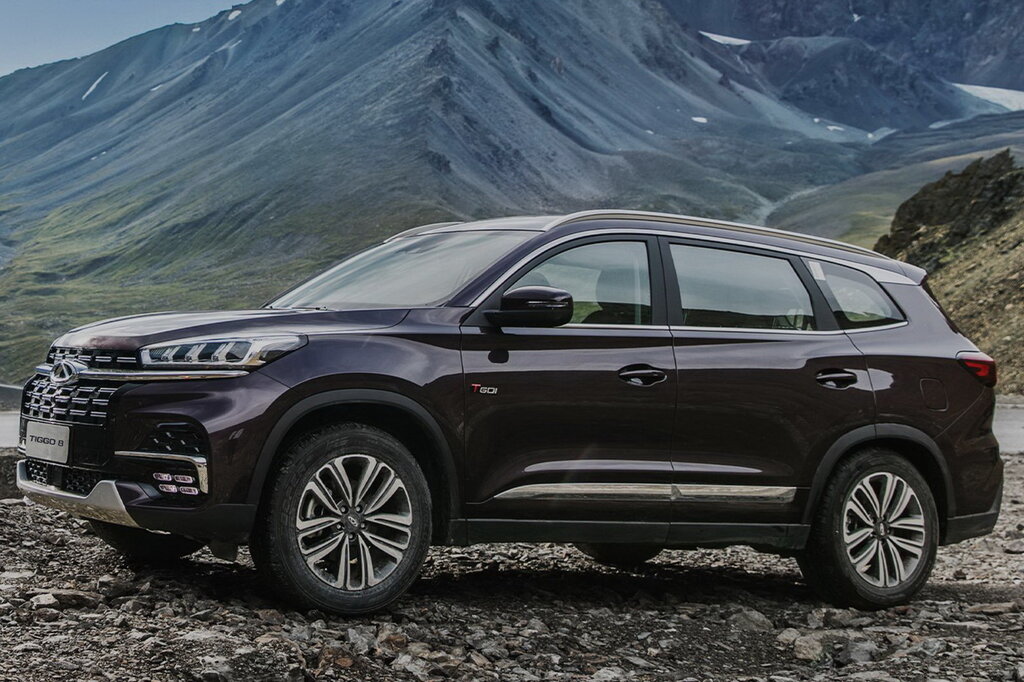 Chery Tiggo 8 mid-size crossover SUV front view