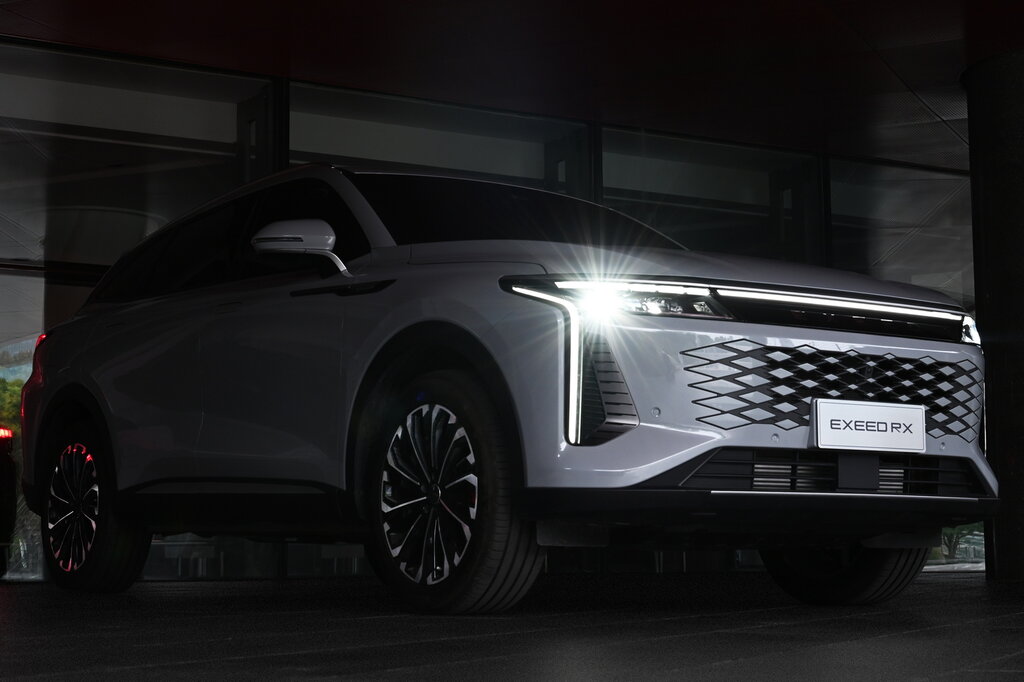 EXEED RX SUV exterior view in UAE market