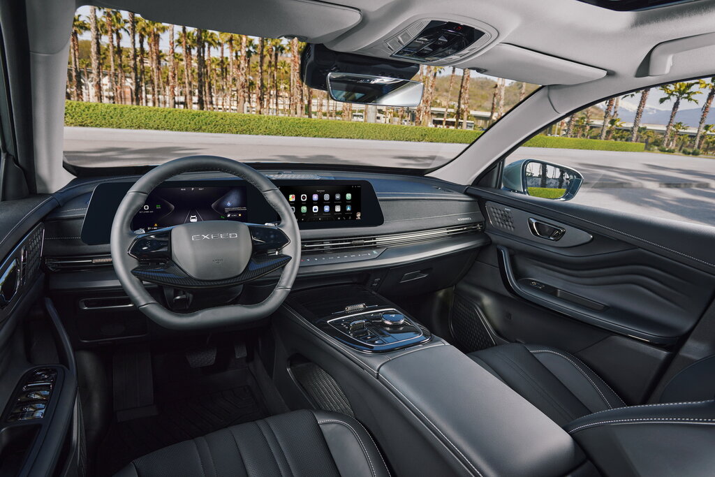 EXEED LX premium compact crossover SUV
