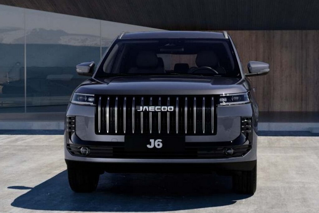 Новый кроссовер JAECOO J6 2025 года