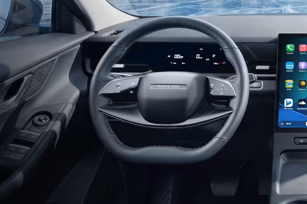 Новый кроссовер JAECOO J6 2025 года