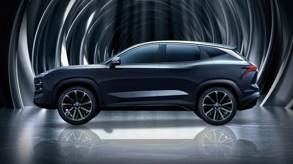 Jetour Dashing SUV exterior and interior view